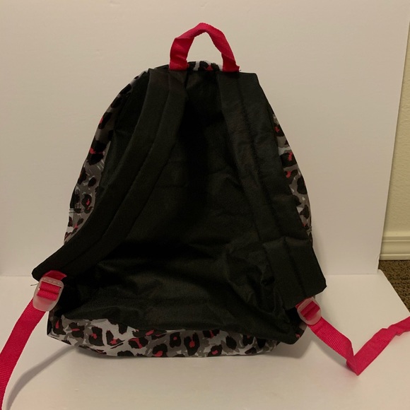 Backpack - Picture 4 of 5